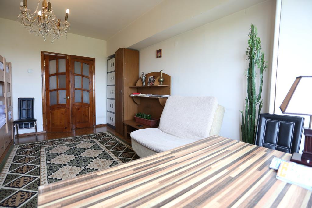 Ussr Hostel Bishkek Room photo